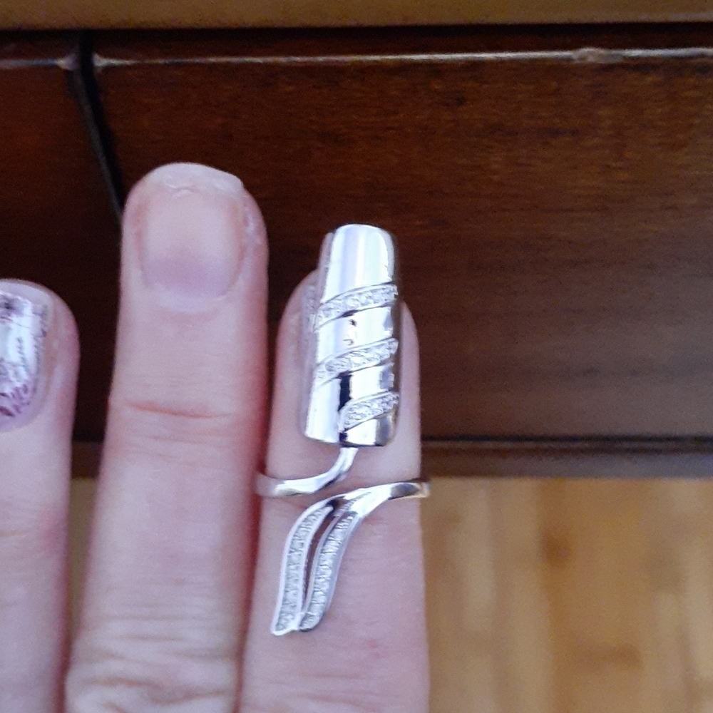 Nail bling, fun and festive